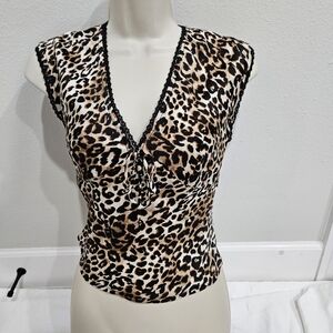 Leopard Print Sleeveless Top